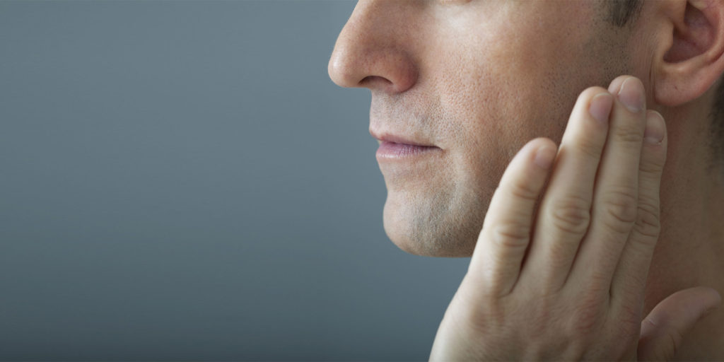 dental patient with jaw pain